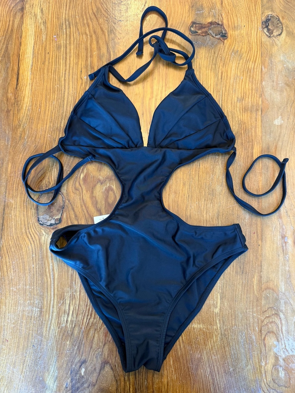 Cupshe Black Cutout One-Piece Swimsuit Small NWT